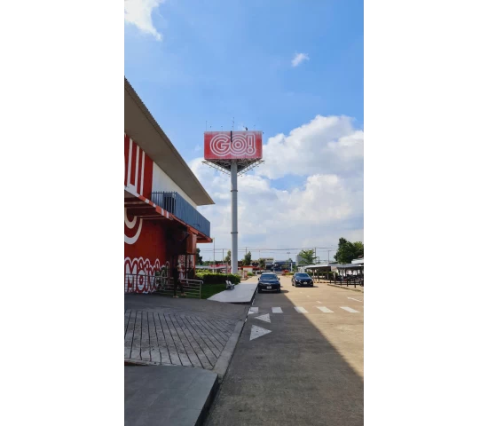 Lắp Đặt Quảng Cáo Bilboard Ngoài Trời TTTM GO