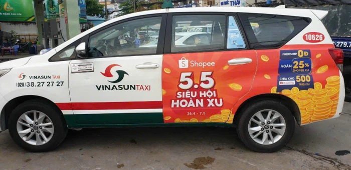 Quảng Cáo Trên Xe Taxi – Giải Pháp Branding Di Chuyển Khắp Thành Phố
