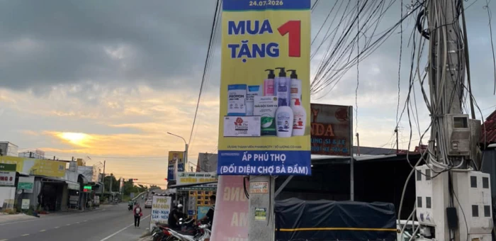 Treo Phướn Dọc 34 Tỉnh Thành Trên Toàn Quốc – Trọn Gói, Giá Gốc Tận Xưởng