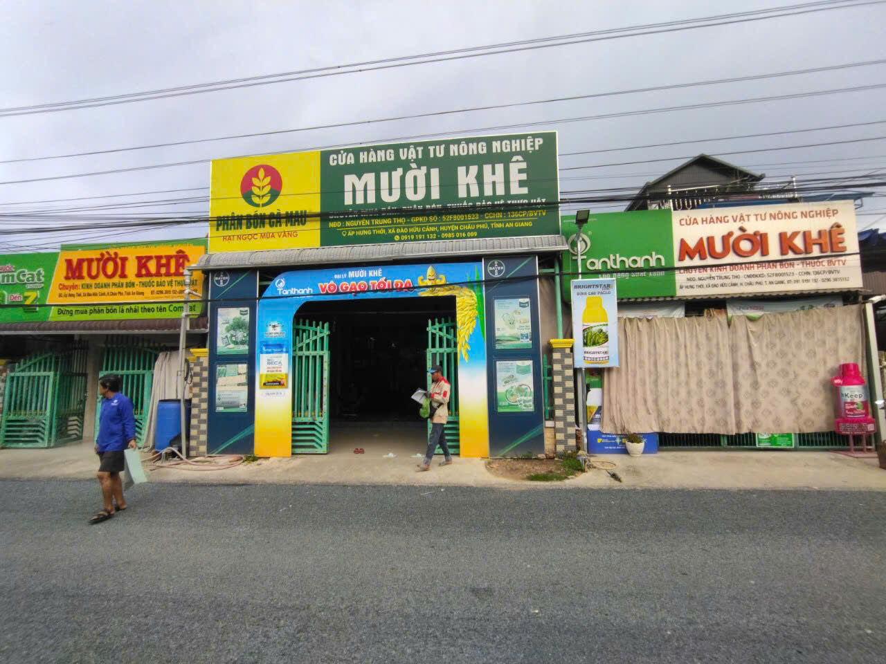 thi công bảng hiệu chuỗi