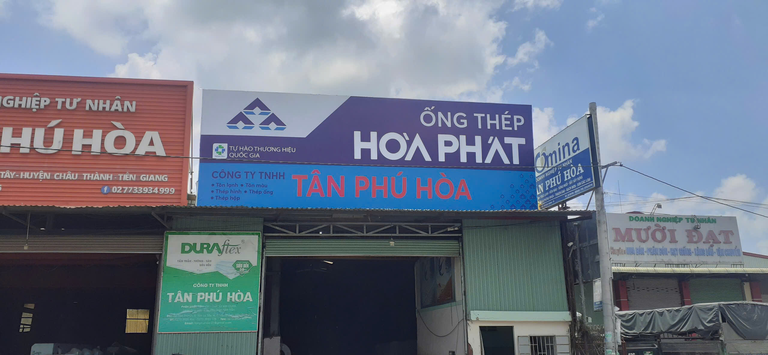 Thi công bảng hiệu chuỗi