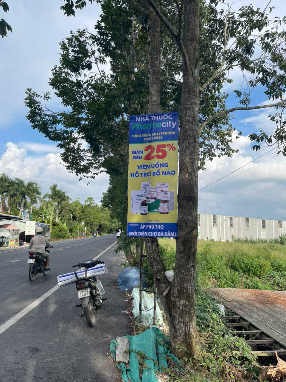 Treo Cờ Phướn Mỹ Đức