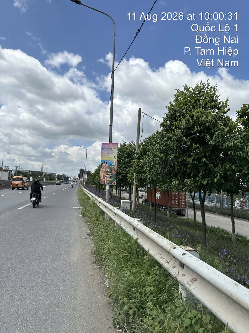 Treo phướn bất động sản