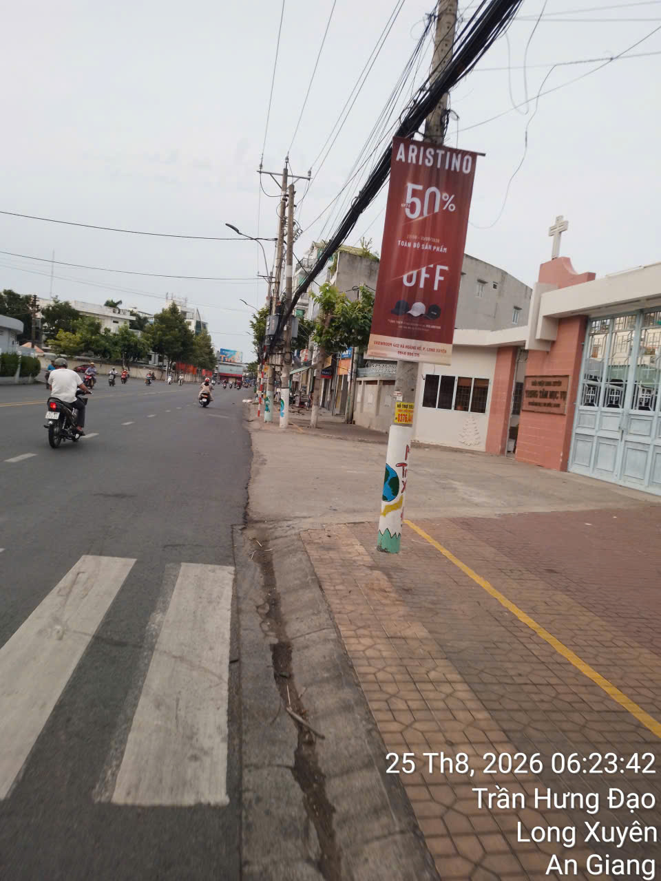 Lợi ích vượt trội khi áp dụng giải pháp Treo Cờ Phướn Khai Trương Đẹp Và Hiệu Quả