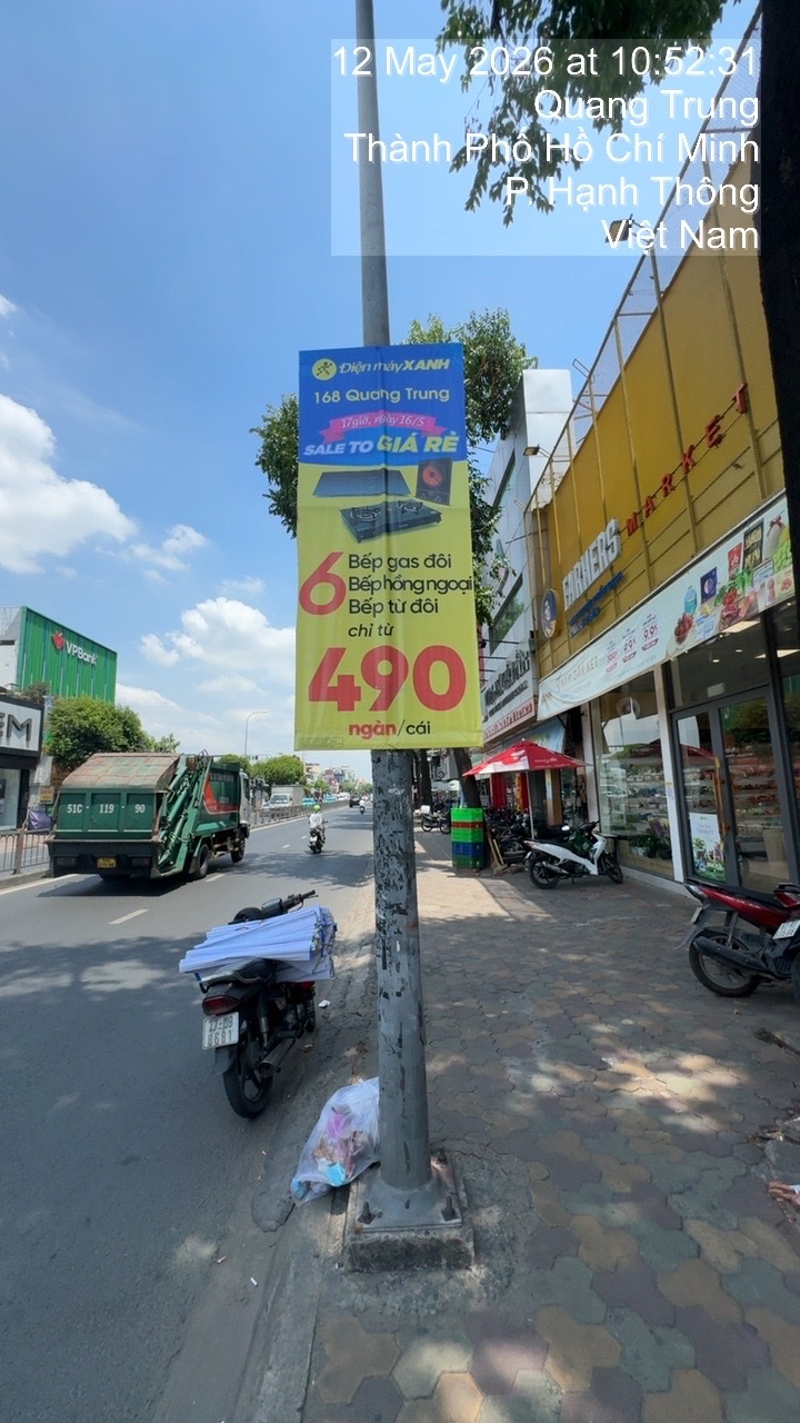 treo cờ phướn miền bắc