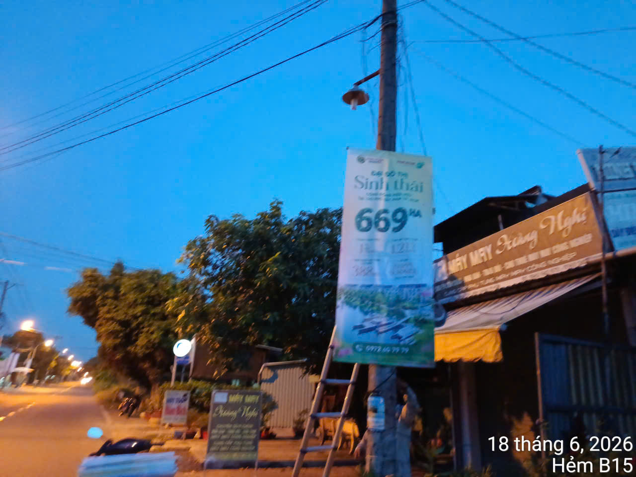 Treo cờ phướn tphcm
