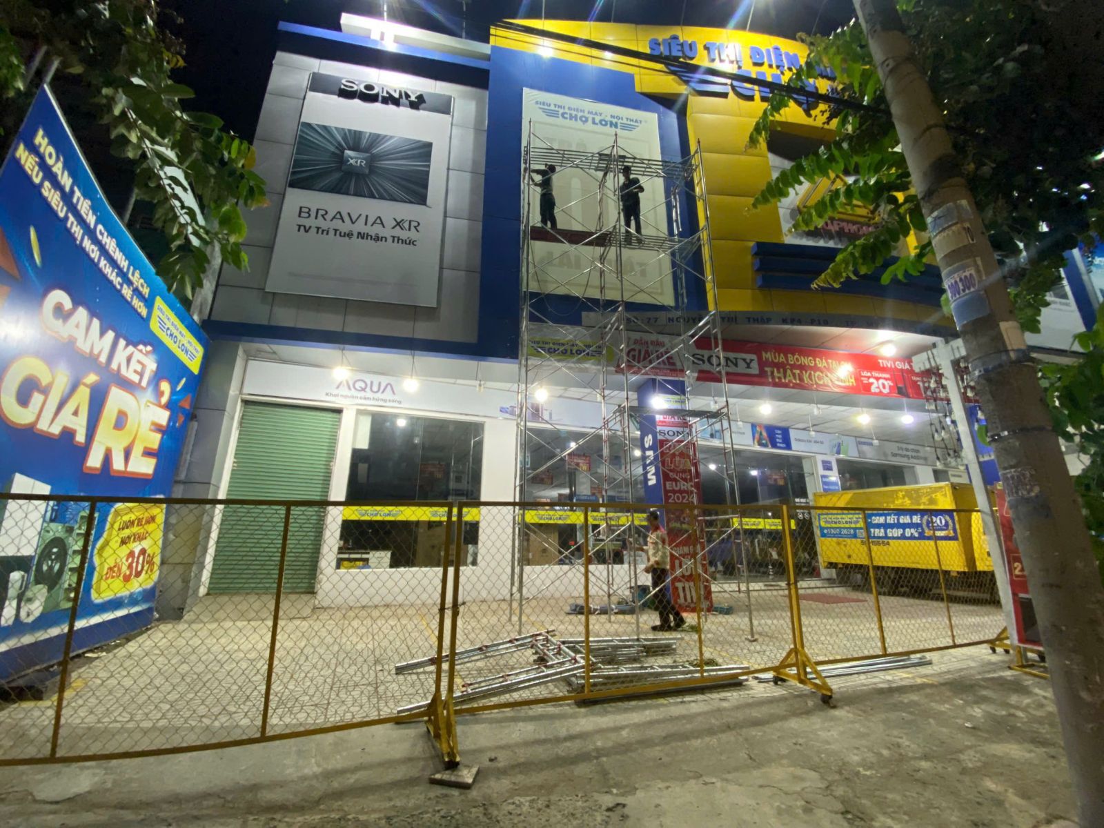 Thi công biển hiệu quảng cáo hcm
