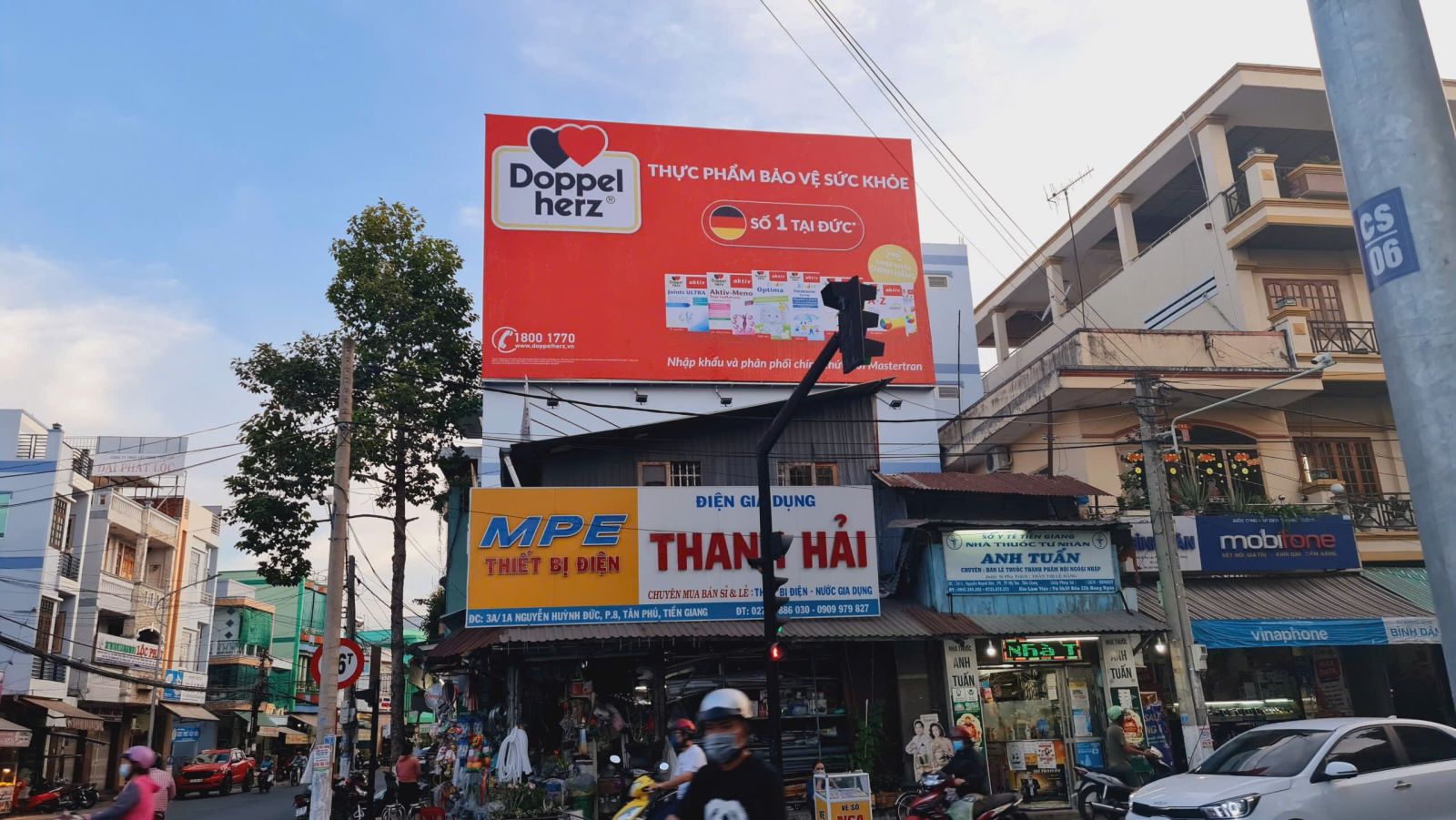 Pano quảng cáo