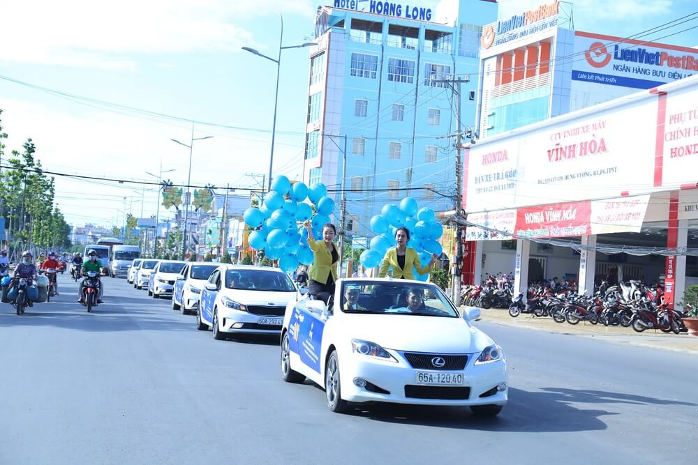 Quảng cáo taxi tphcm