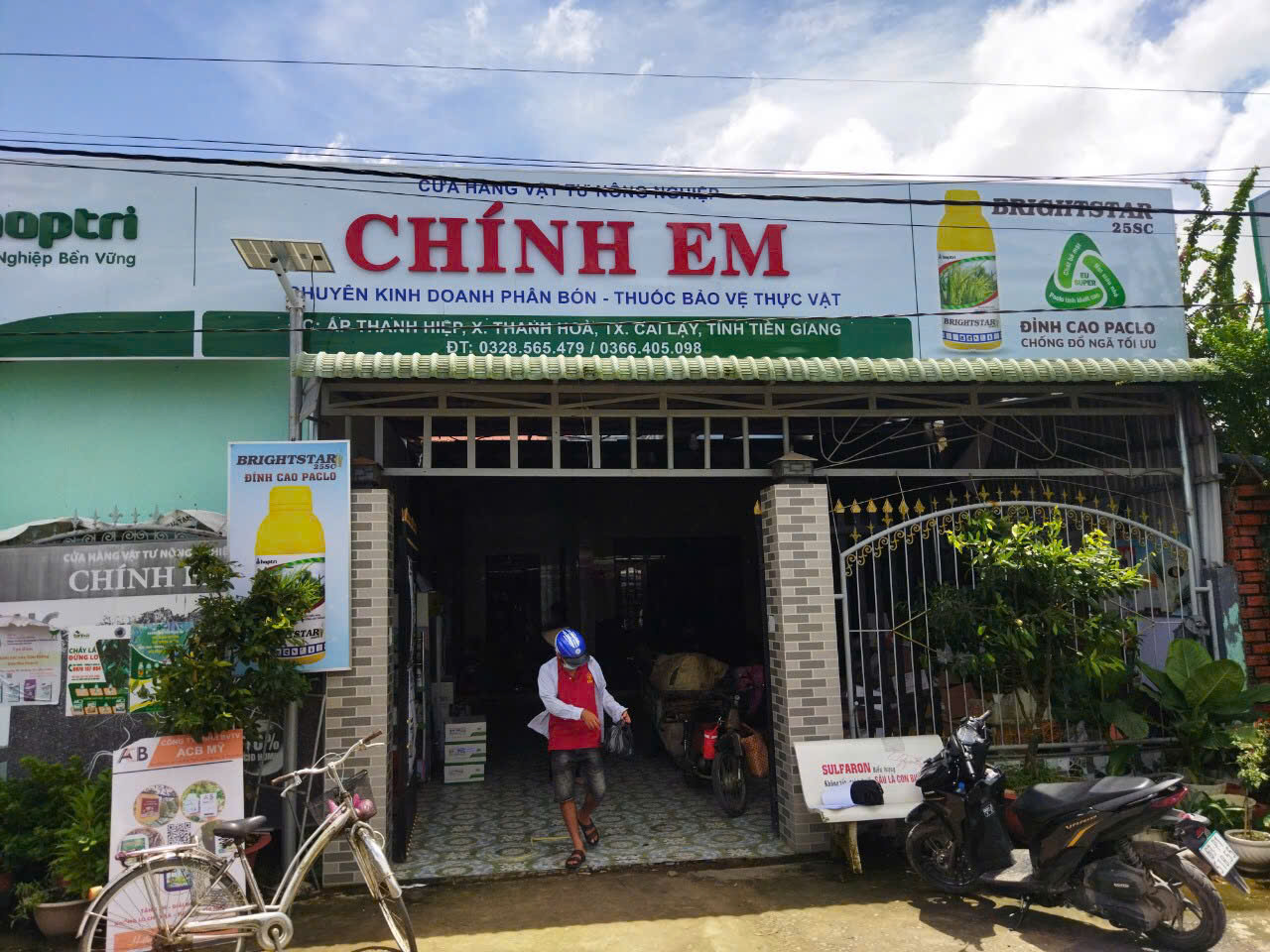 Thi công bảng hiệu chuỗi cửa hàng