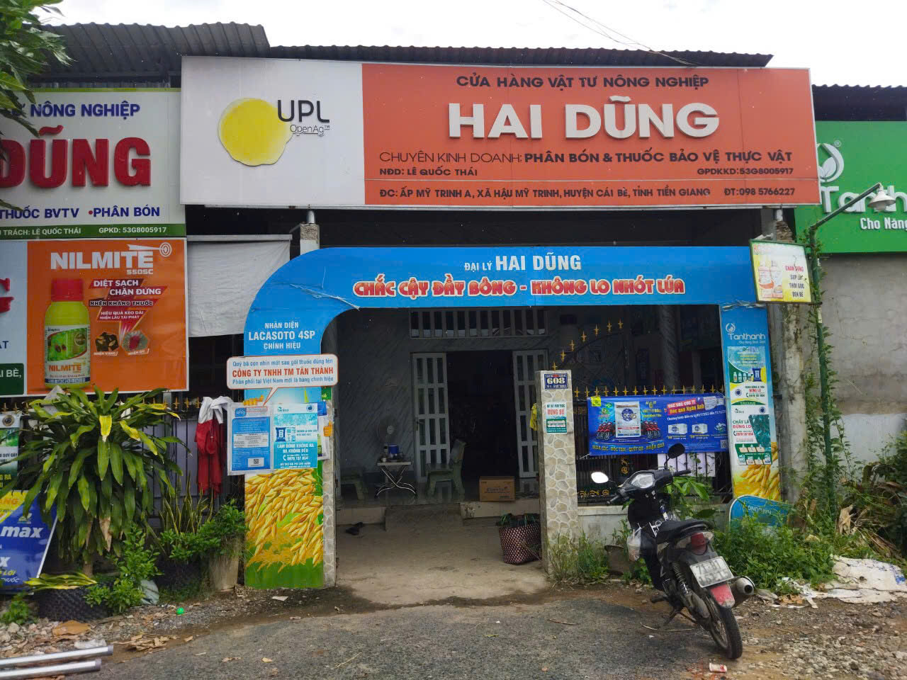 Thi công bảng hiệu chuỗi cửa hàng