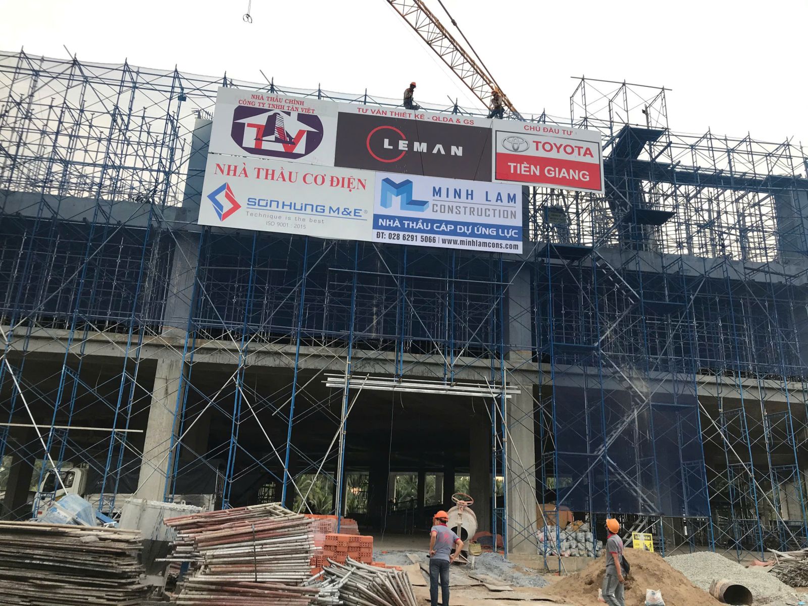 thi công bảng hiệu chuỗi đại lý giá rẻ