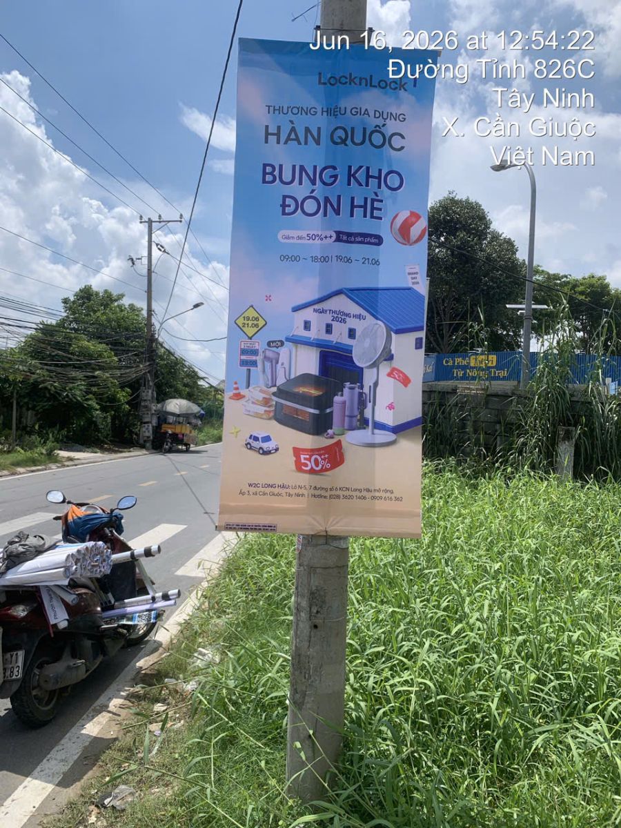 Treo cờ phướn