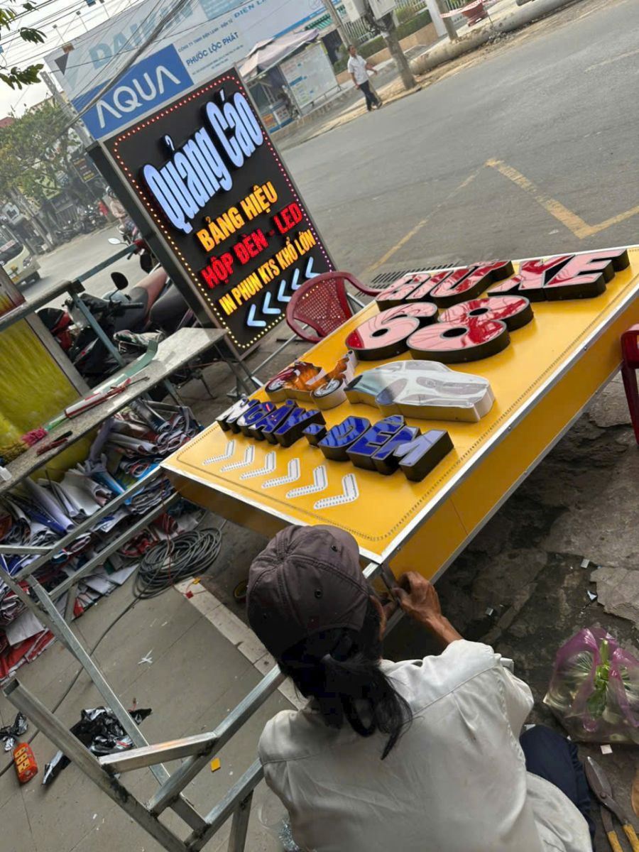 in ấn, hộp đèn quảng cáo