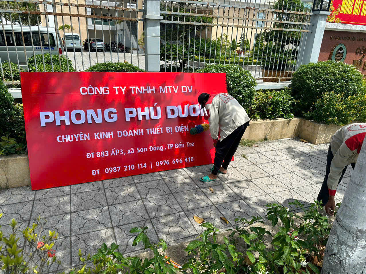 dịch vụ thi công bảng hiệu quảng cáo
